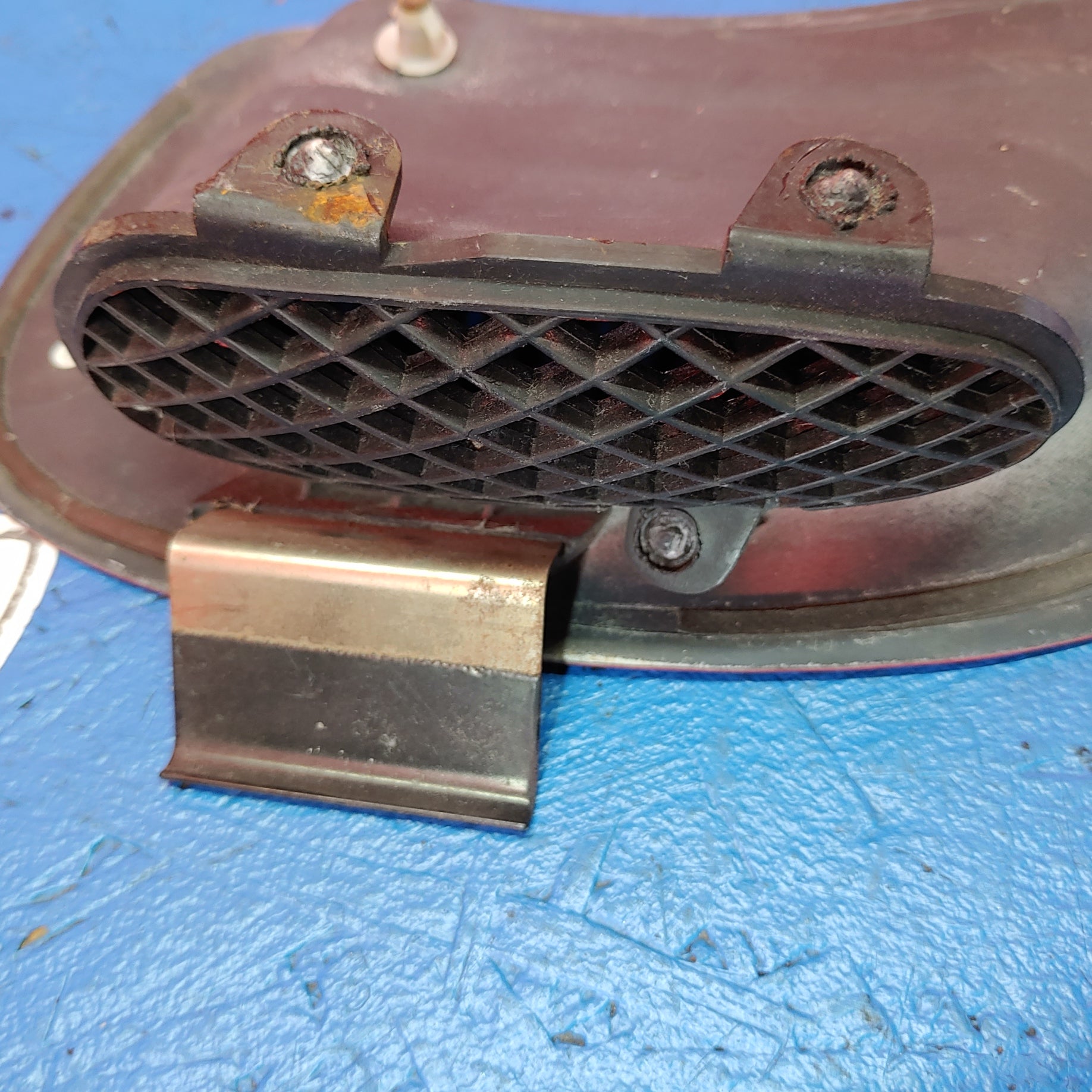 LHD, RHD  Right Fender Vent - Red S5B24/20 RX7 FD FD3S 93 - 02 Mazda FD01-50-910 - RX7Parts