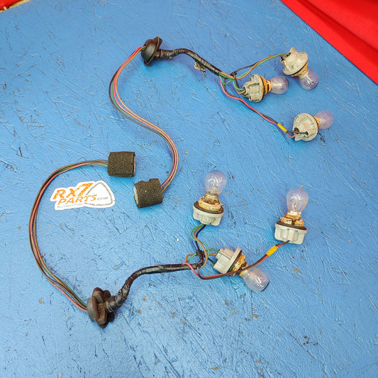 LHD, RHD (93 Red) BULBS SEIZED Taillight Harness Pair for Wiring and Grommet   RX7 FD FD3S 93 - 02 Mazda S5B25/17