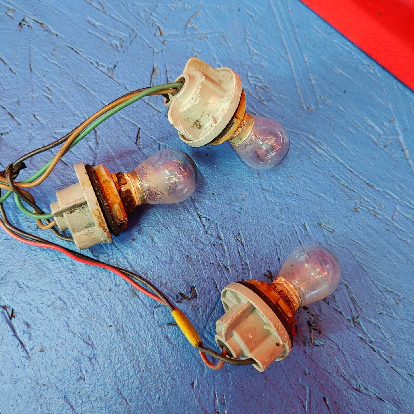 LHD, RHD (93 Red) BULBS SEIZED Taillight Harness Pair for Wiring and Grommet   RX7 FD FD3S 93 - 02 Mazda S5B25/17
