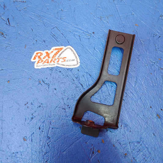 Right Oil Cooler Bracket  RX7 FD FD3S 93 - 02 Mazda S5B30/10