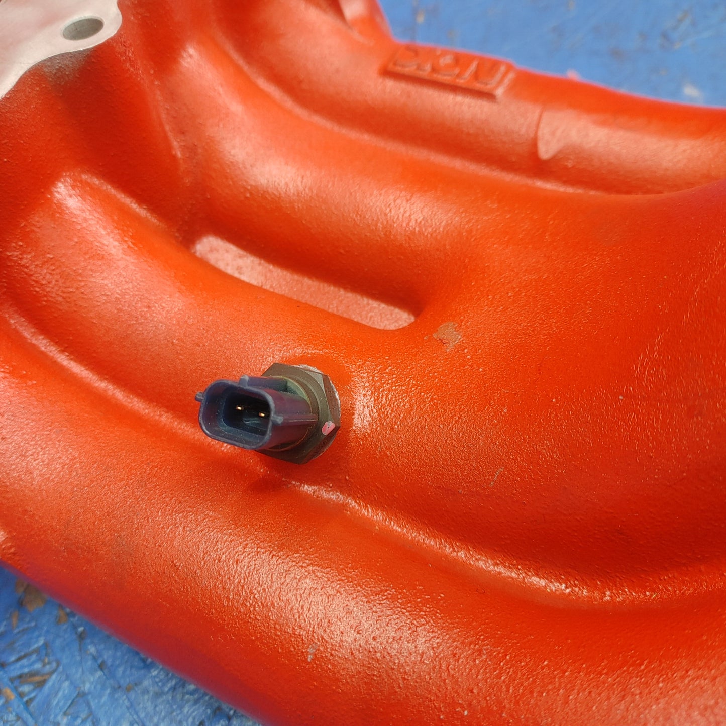 LHD, RHD REW Upper Intake Manifold PAINTED RX7 FD FD3S 93 - 02 Mazda S5B38/4