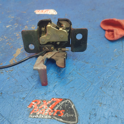 LHD, RHD Rear Hatch Trunk Latch with Harness  RX7 FD FD3S 93 - 02 Mazda S5B39/2