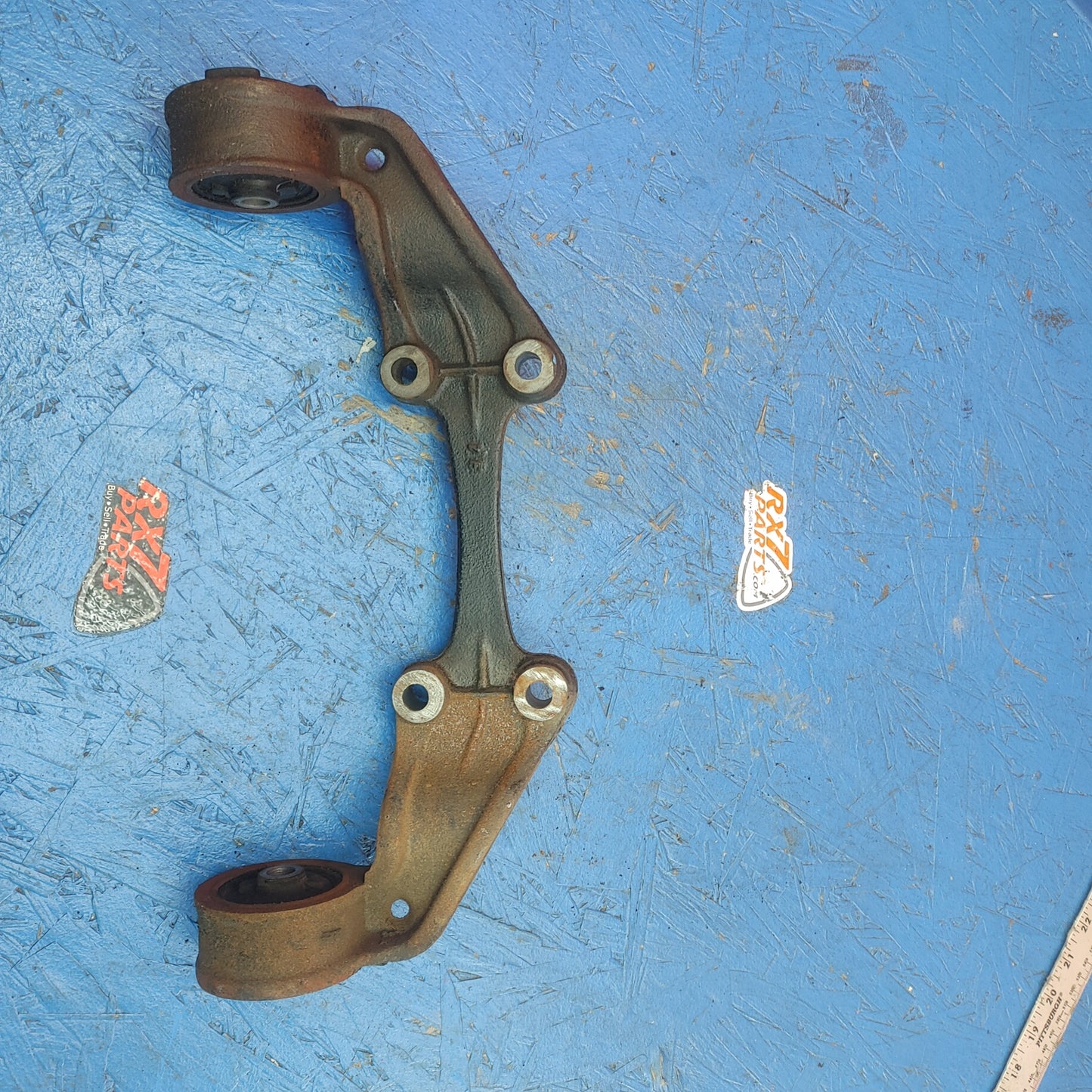 LHD, RHD differential Mount Bracket  RX7 FD FD3S 93 - 02 Mazda S5B41/9