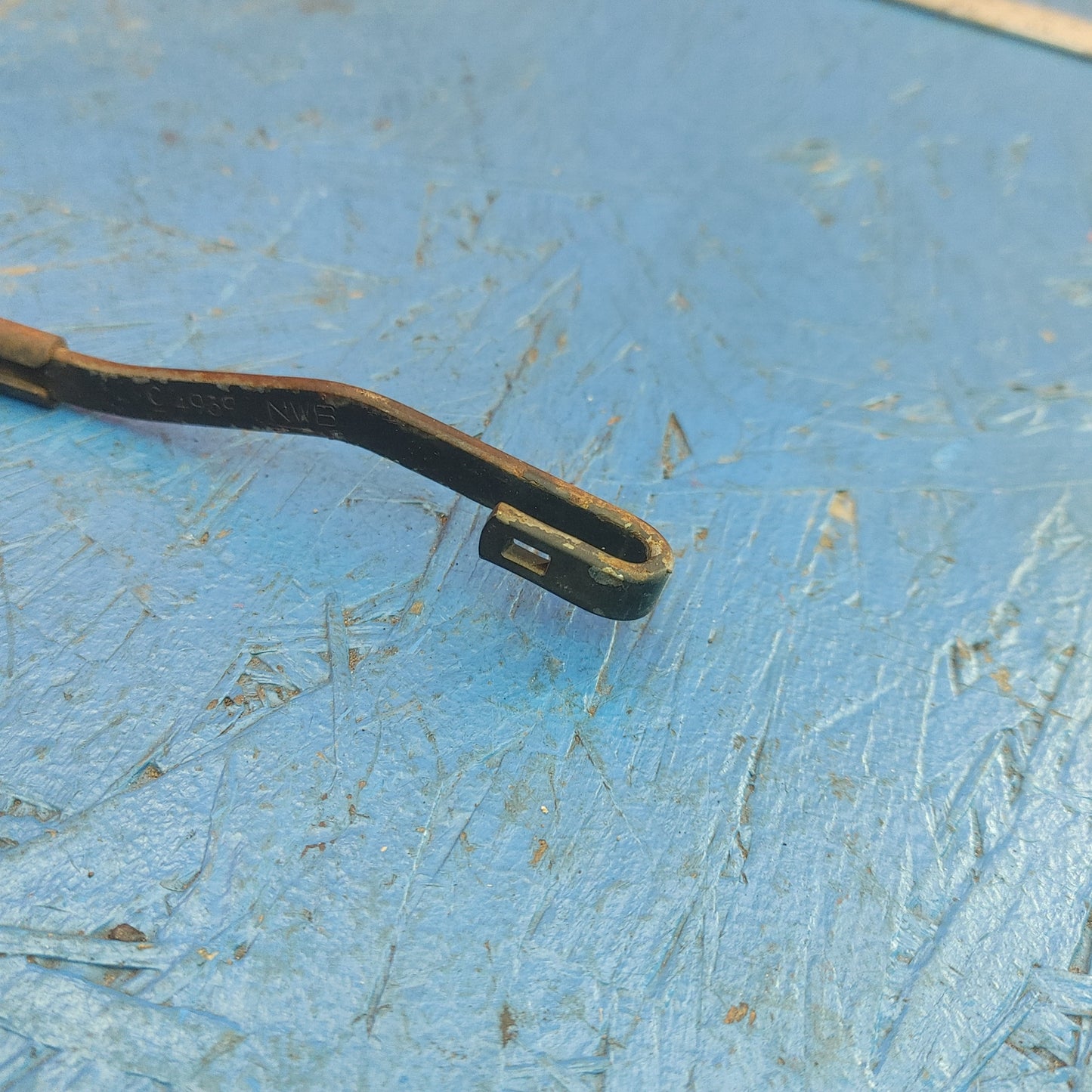 LHD, RHD Driver Side Front Left Windshield Wiper Arm  RX7 FC FC3S 86 - 91 Mazda S5B43/8
