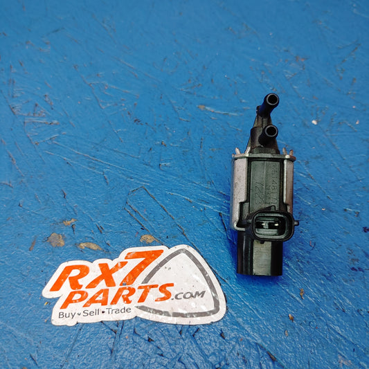 LHD, RHD Vapor Solenoid Purge Valve K5T48171 RX7 FD FD3S 93 - 02 Mazda S6B43/4