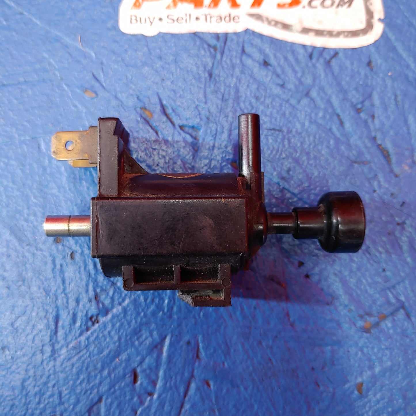 LHD, RHD (95FDRB) Vacuum Solenoid Valve AESA127 RX7 FD FD3S 93 - 02 Mazda S7B32/20