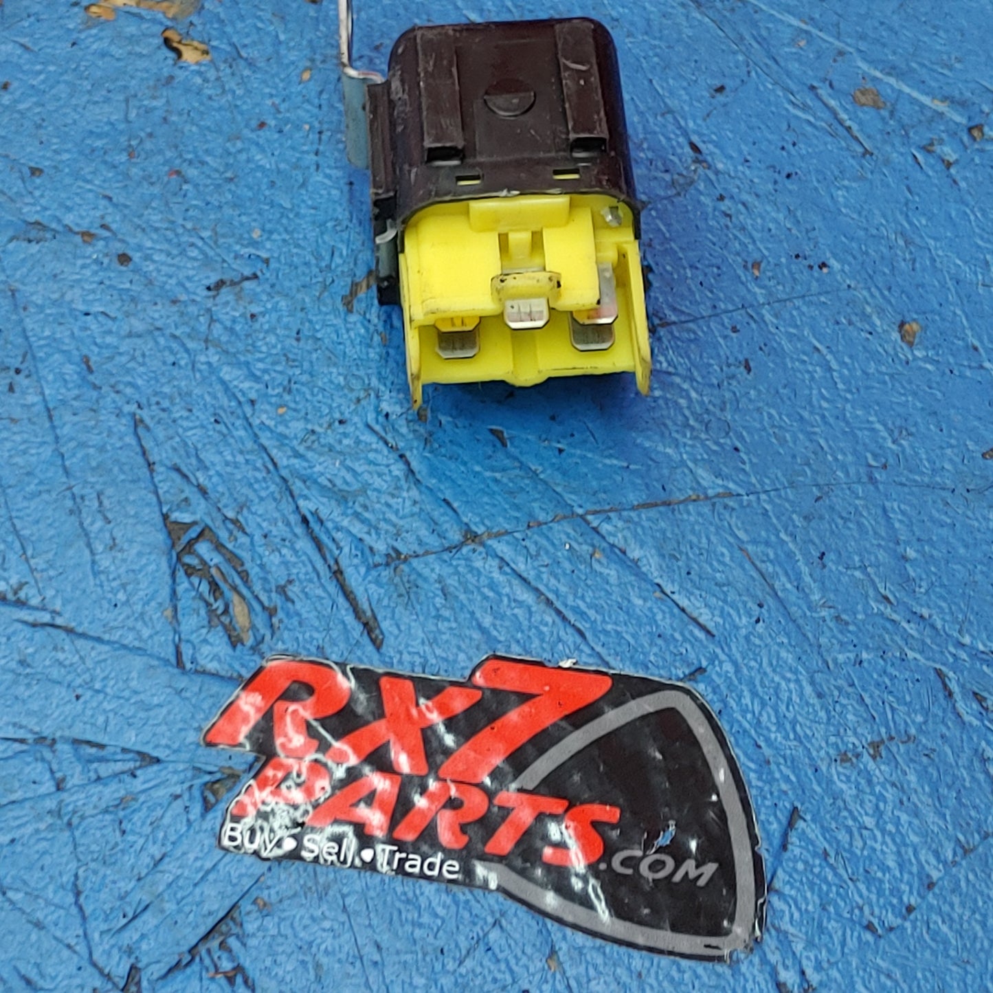 LHD, RHD Circuit Opening Fuel Pump Relay S7B34/11 RX7 FC FC3S 86 - 91 Mazda 056700-6380 - RX7Parts