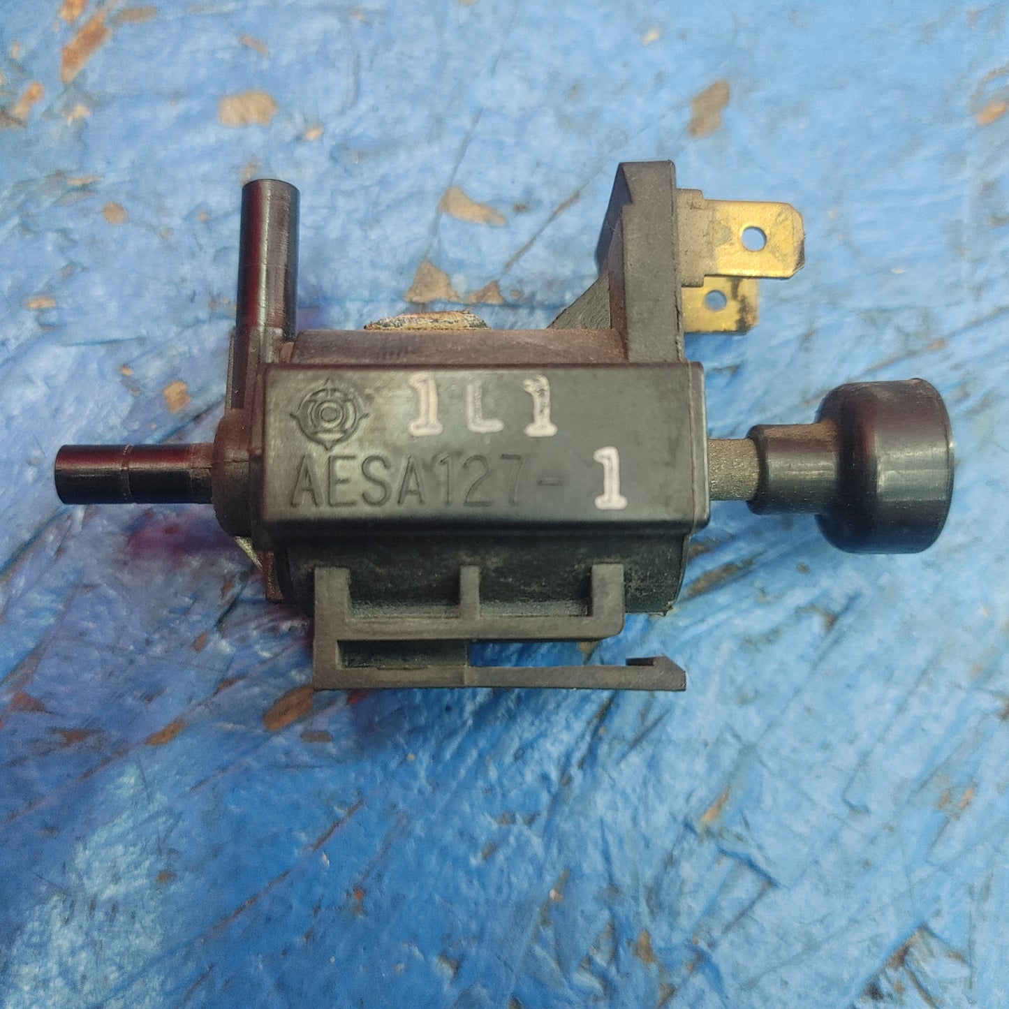 LHD, RHD Turbo Vacuum Solenoid Valve  AESA127 1 1L1 RX7 FD FD3S 93 - 02 Mazda S8B29/36