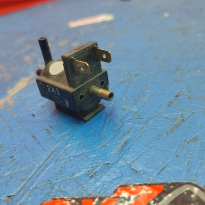 LHD, RHD Turbo Vacuum Solenoid Valve AESA127 3 2A1 RX7 FD FD3S 93 - 02 Mazda S8B29/38