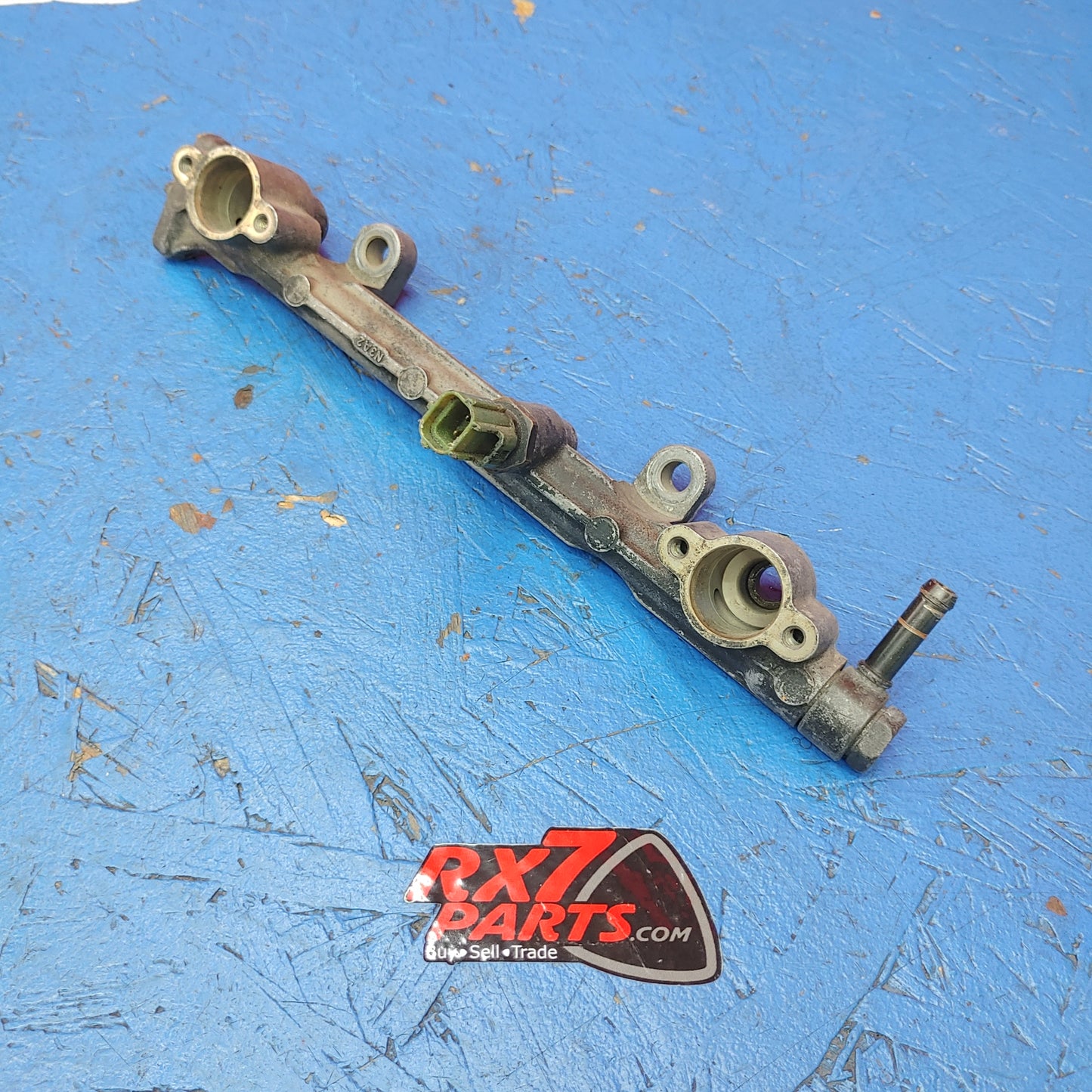 LHD, RHD Complete Secondary Fuel Rail Assembly S8B30/2 RX7 FD FD3S 93 - 02 Mazda - RX7Parts