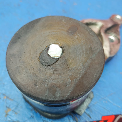 LHD, RHD Aluminum Right Side Engine Mount S8B30/3 RX7 FD FD3S 93 - 02 Mazda - RX7Parts
