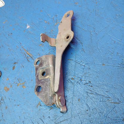 Bonnet Hood Hinge Set Bracket  RX7 FD FD3S 93 - 02 Mazda S8B40/9