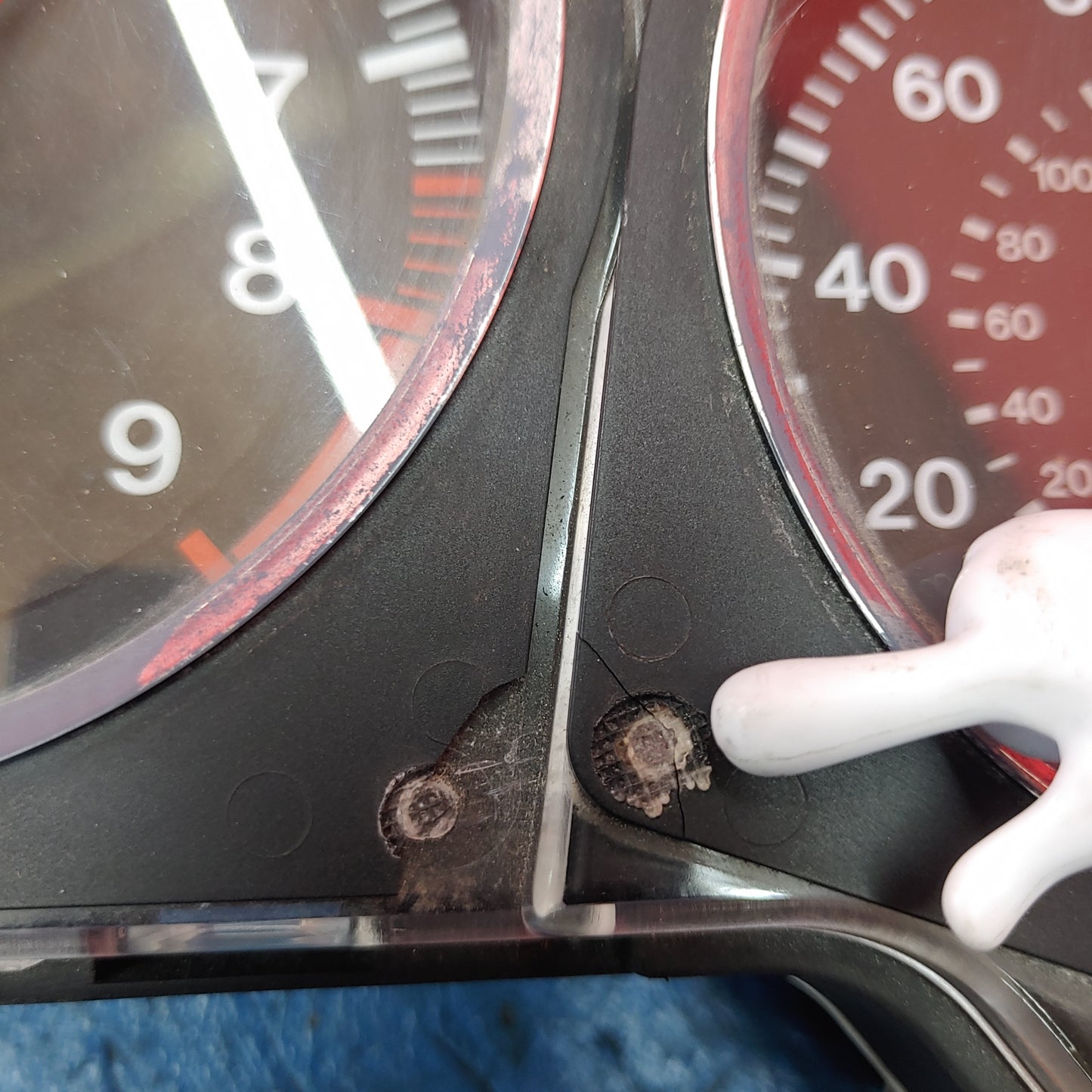 Oem Mph Kmh Gauge Cluster - Cracked Cover  RX7 FD FD3S 93 - 02 Mazda S9B33/3