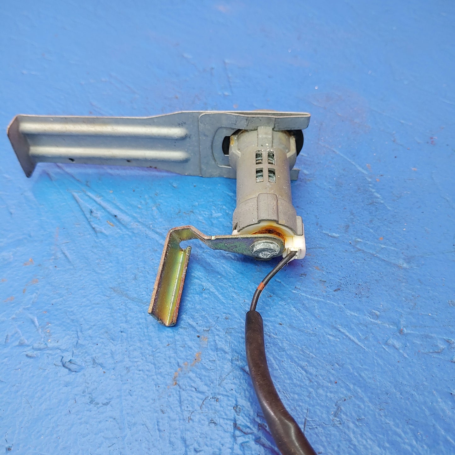 93-95 Trunk Lock FD01-76-260B RX7 FD FD3S 93 - 02 Mazda SH1B8/11 - RX7Parts