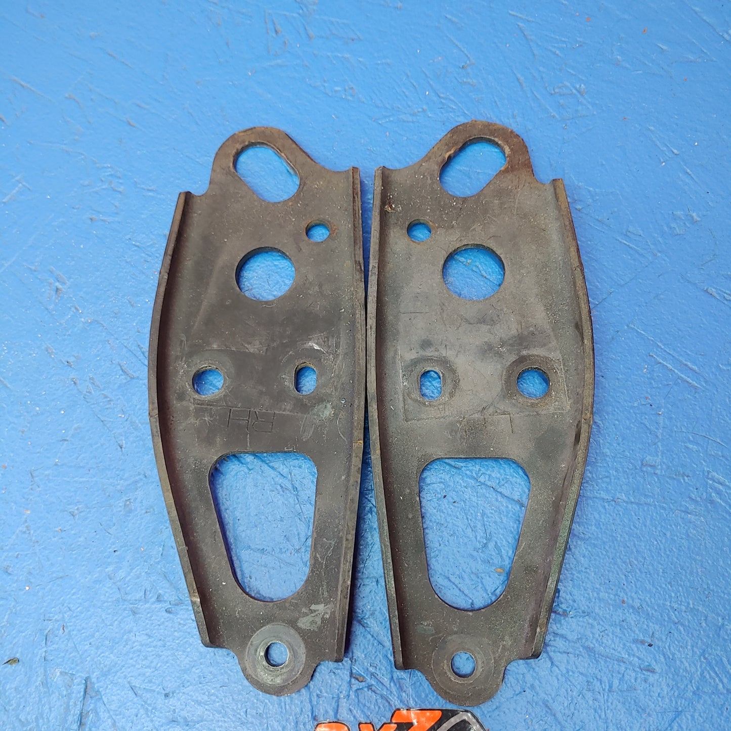 Front Tow Hook Bracket Set SH2B11/7 RX7 FD FD3S 93 - 02 Mazda