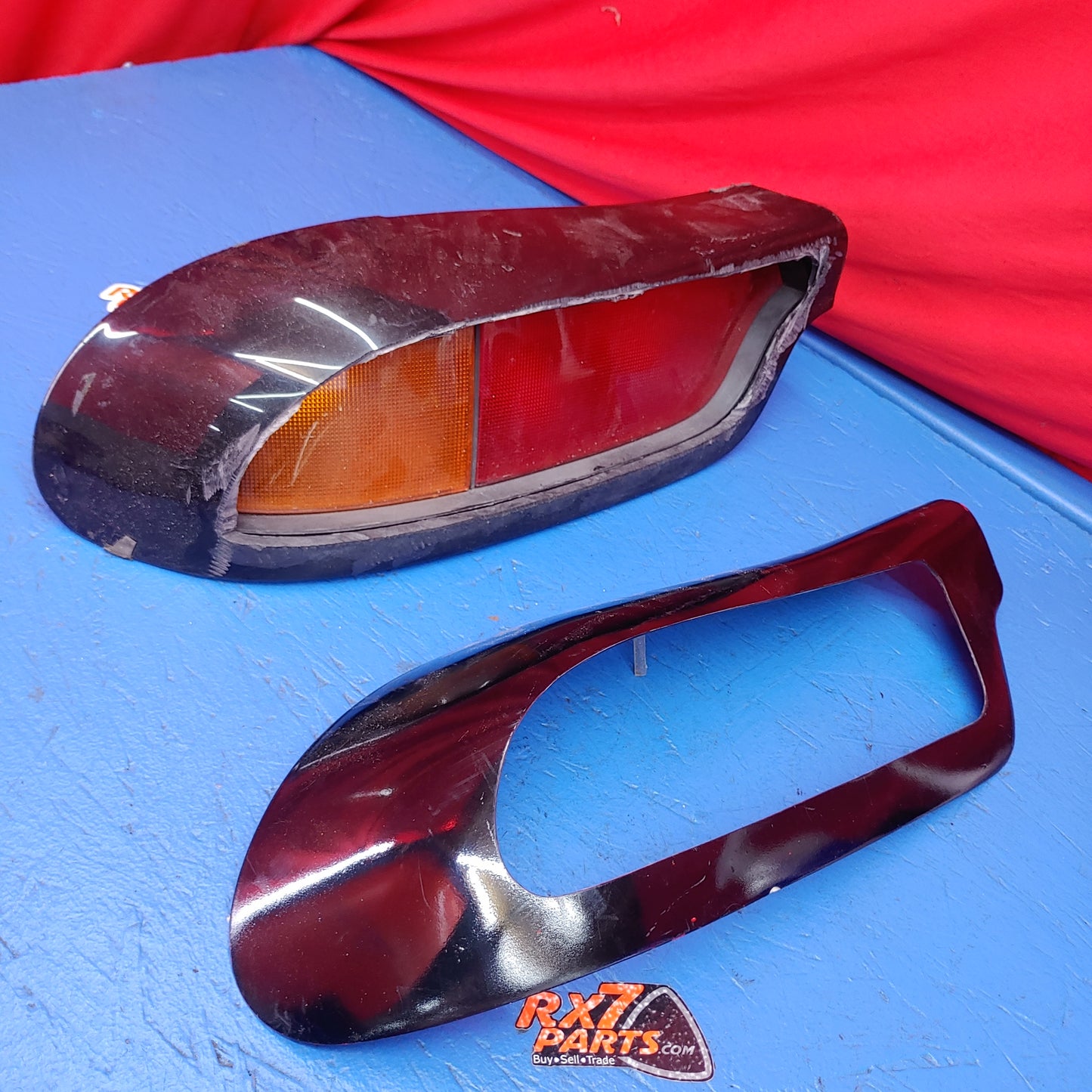 Core Taillight Set For PARTS  SH4B1/3 RX7 FD FD3S 93 - 02 Mazda - RX7Parts