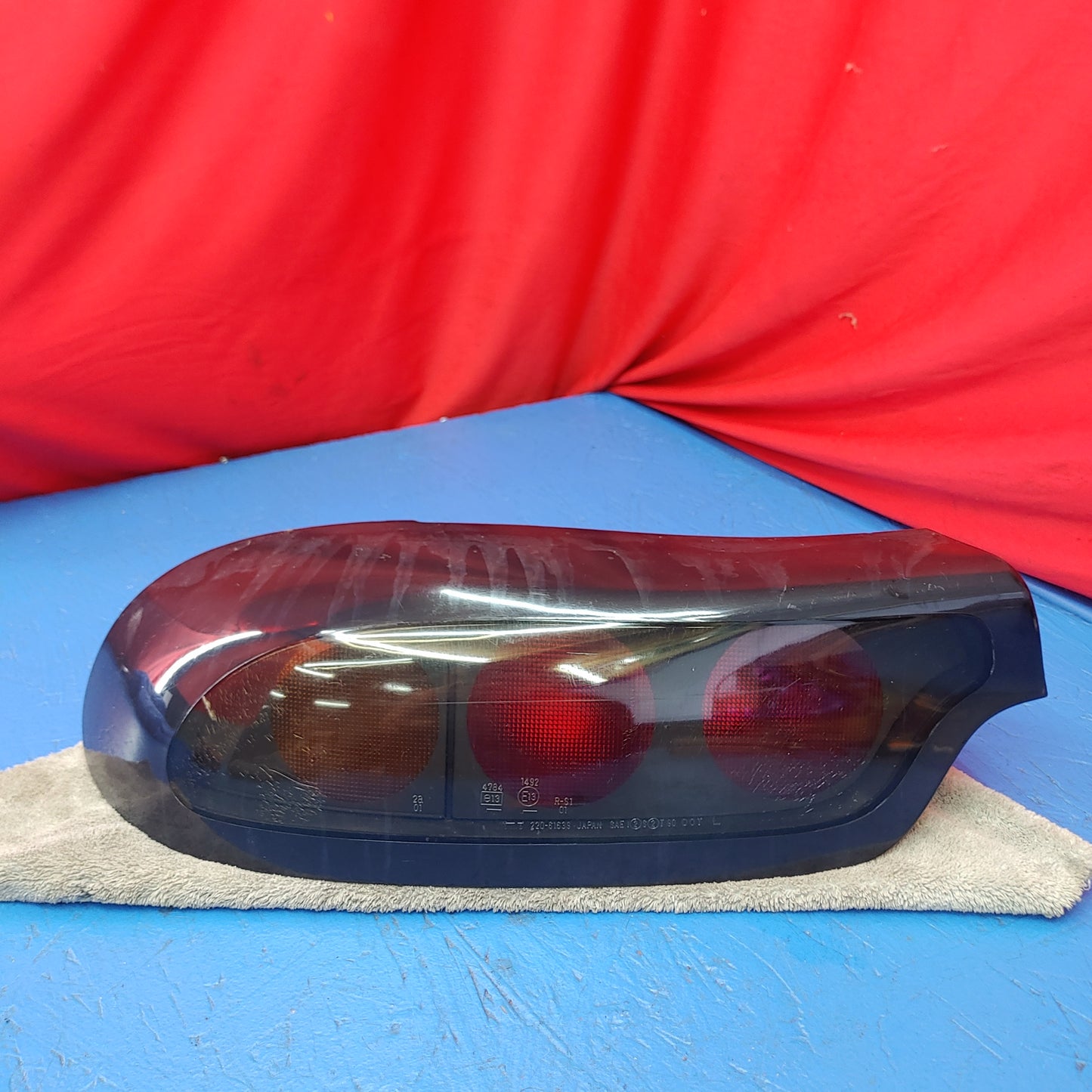 Pair Rx7 Tail Lights 99 Style HEAT CRACKS  SH4B5/2 RX7 FD FD3S 93 - 02 Mazda - RX7Parts