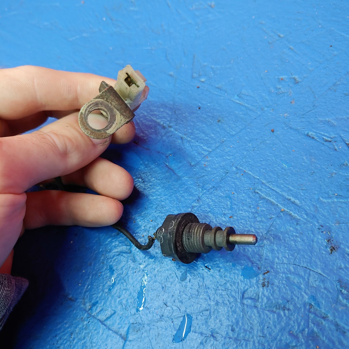Coolant Level Sensor (N3A1-15-610A) SH4B8/8 RX7 FD FD3S 93 - 02 Mazda