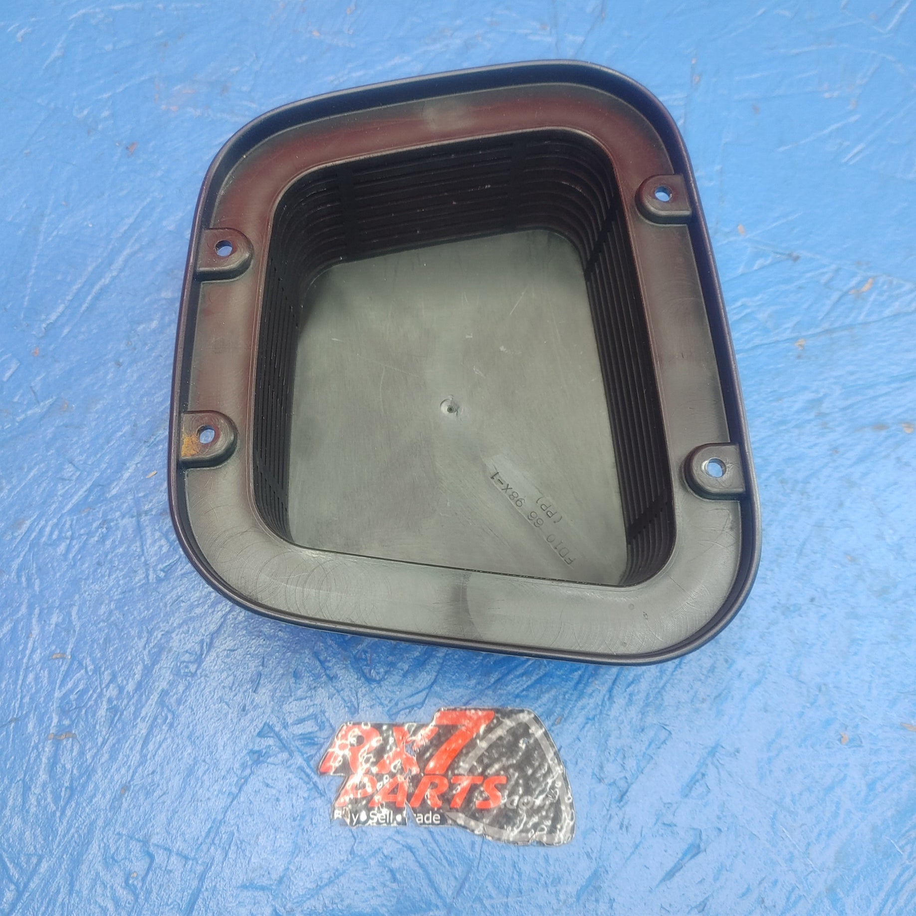 LHD, RHD Bose Right Hand Rh Rear Speaker Cover For Acoustic Wave Sound System  RX7 RX-7 FD FD3S 13B-REW 92 - 02 FD FD3S 13B-REW SH5B8/3 - RX7Parts