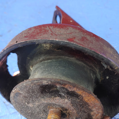 Engine Mount Right Side With Bracket  RX7 FC FC3S 86 - 91 Mazda SH6B4/7