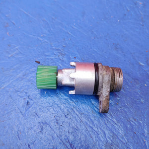 81-83 Speedometer Cable Drive Gear And Mount  RX7 SA SA22C FB FB3S 79 - 85 Mazda SH6B8/18