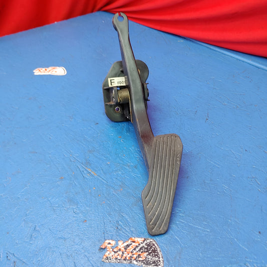 Gas Pedal Accelerator  RX7 FD FD3S 93 - 02 Mazda SH6B8/3