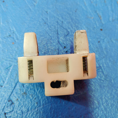 LHD, RHD Door Rod Guide Clip  RX7 FD FD3S 93 - 02 Mazda S10B4/17