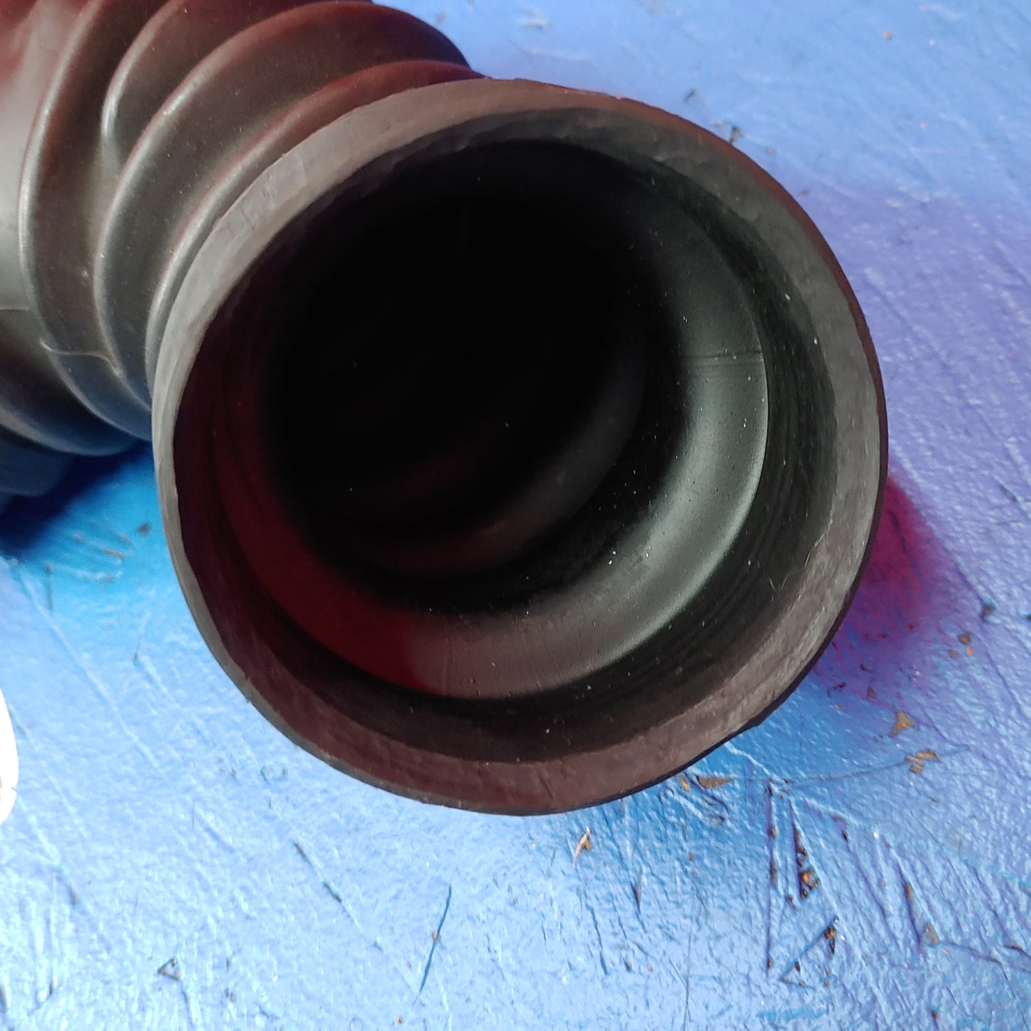 LHD, RHD Rubber Intake Elbow Duct N3D8-13-221 Mazda RX7 13B RHD RB FD3S 94 - 95 MAZDA S5B31/5