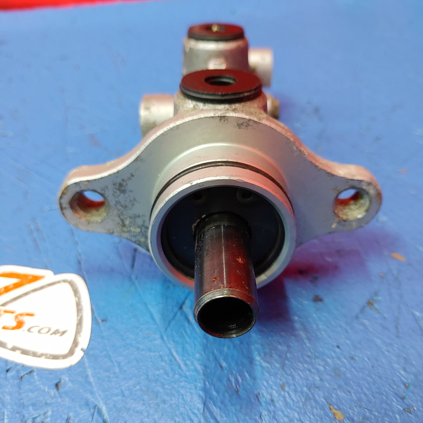 RHD Brake Master Cylinder   Mazda Rx7 FD3S FD S6B14/8