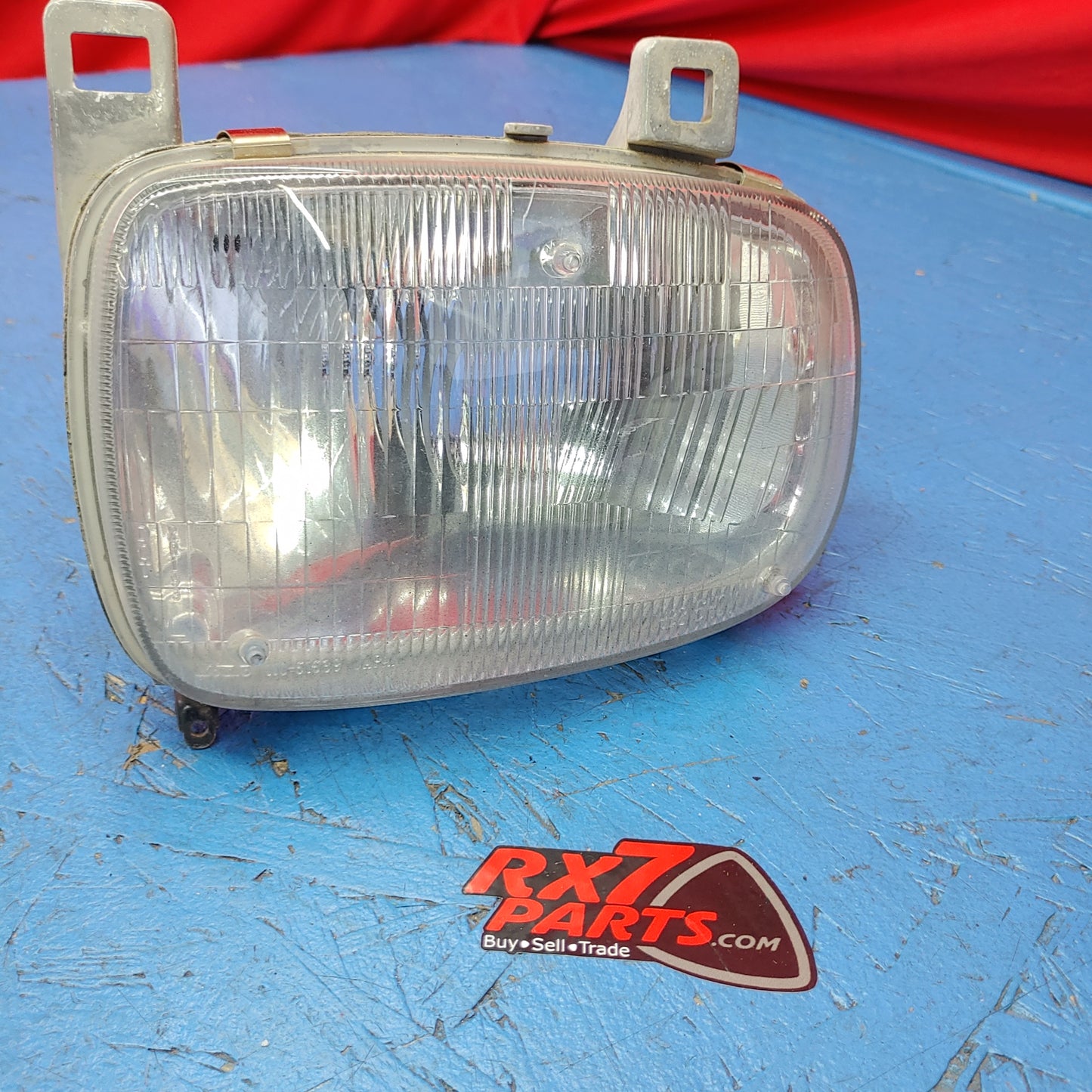 LHD Left Headlight Housing - BROKEN TAB  RX7 FD FD3S 93 - 95 Mazda S6B43/11