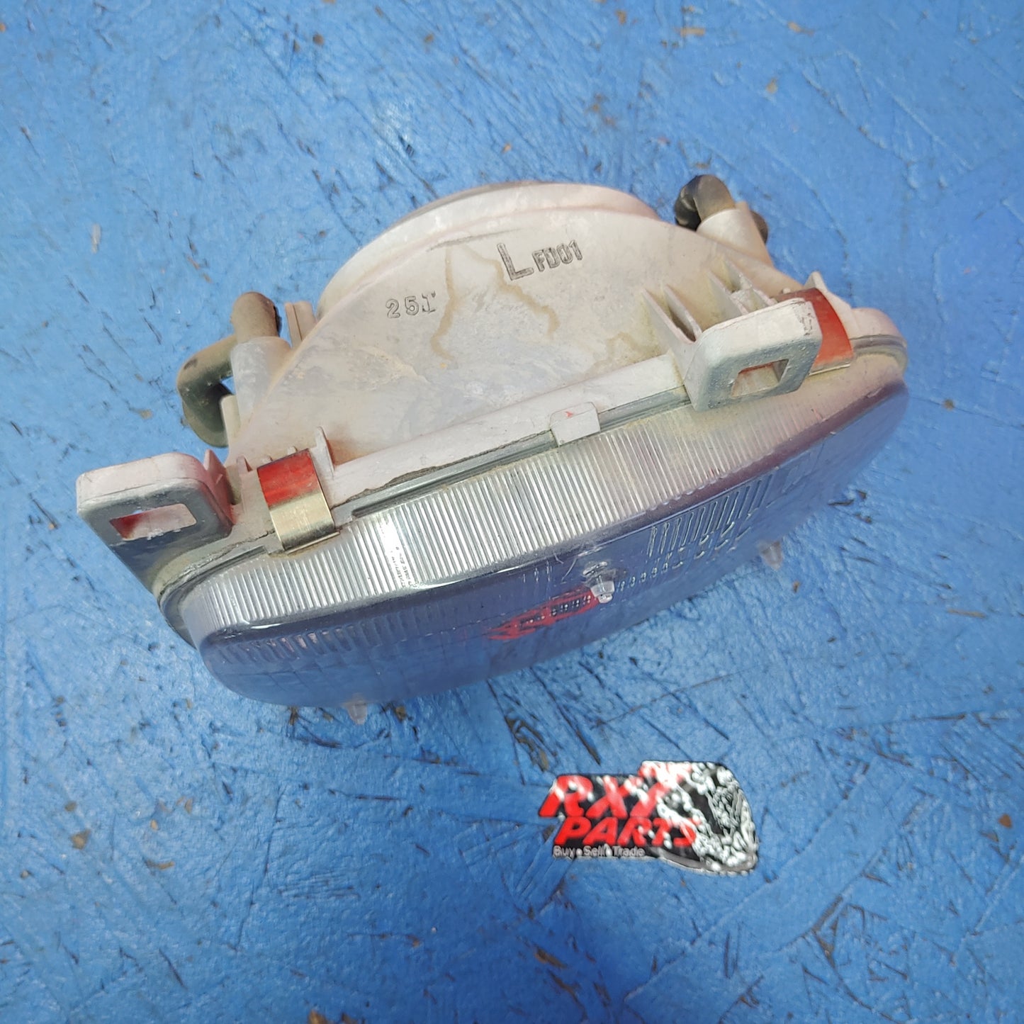 LHD Left Headlight Housing - BROKEN TAB  RX7 FD FD3S 93 - 95 Mazda S6B43/11