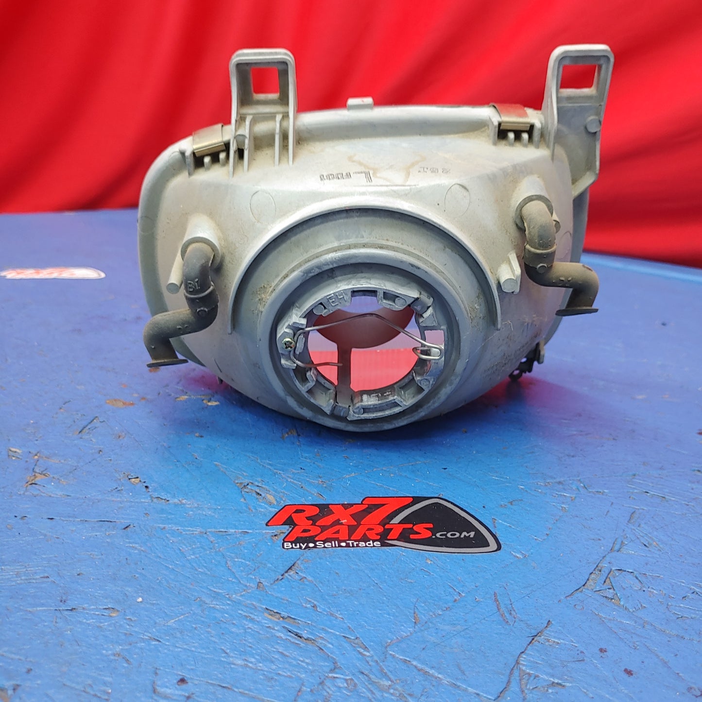 LHD Left Headlight Housing - BROKEN TAB  RX7 FD FD3S 93 - 95 Mazda S6B43/11
