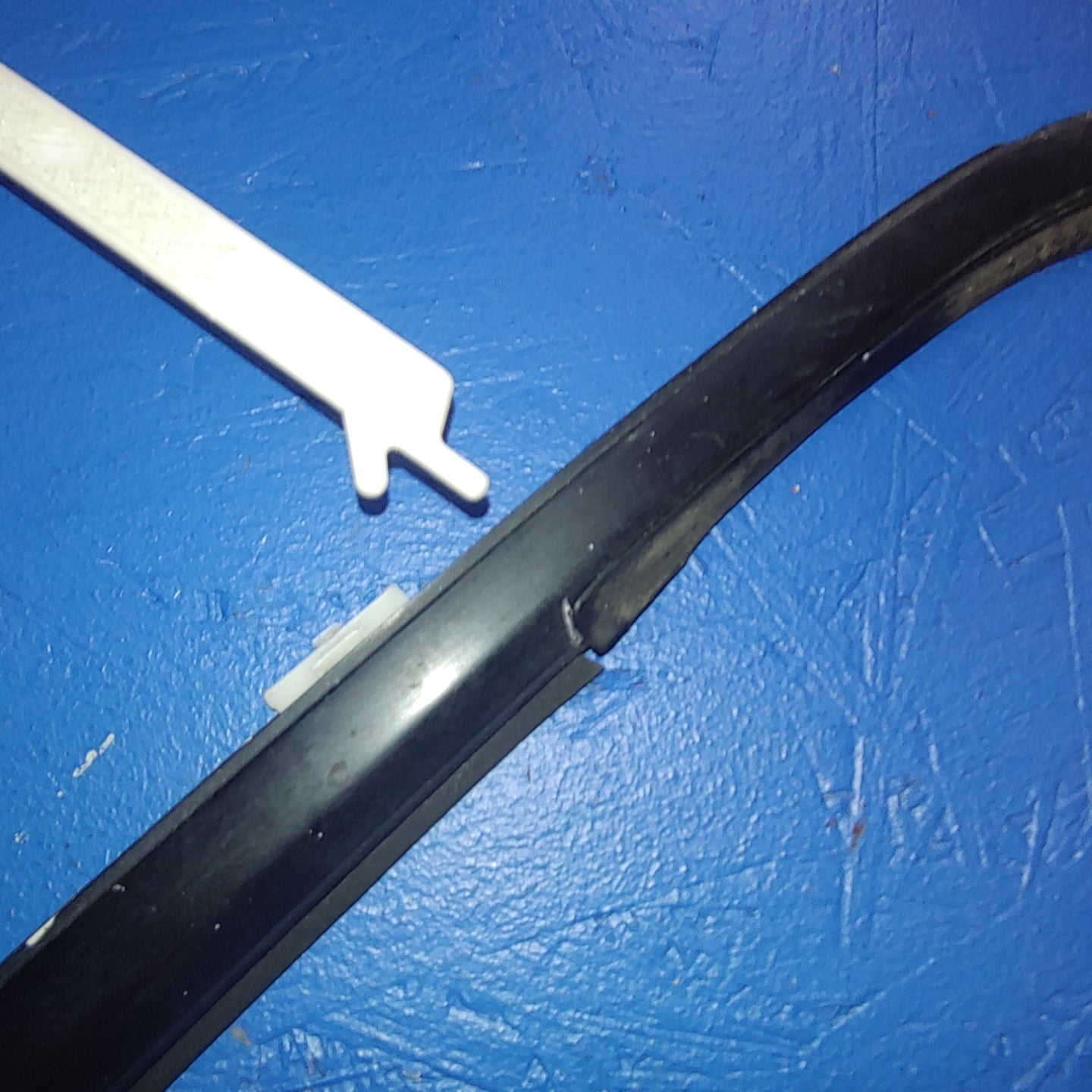 LHD, RHD Door Window Belt Line Trim Molding Right FD01-50-650E L RX7 FD FD3S 93 - 02 Mazda S4B0/49