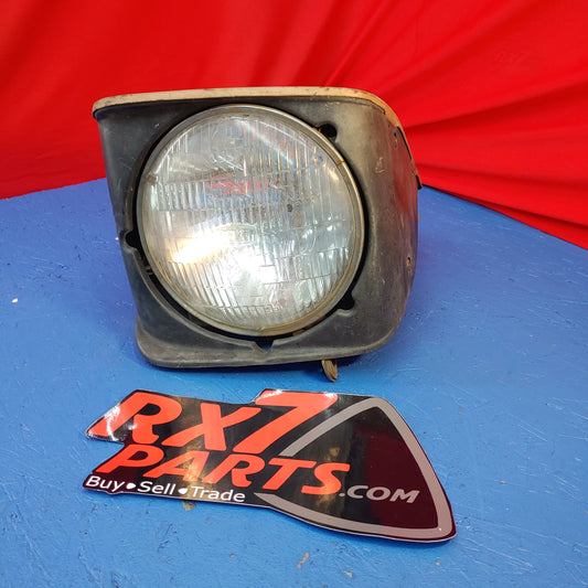 SA/FB Driver Side Headlight ( SA/FB Mazda Rx7 FB3S FB S8B11/1