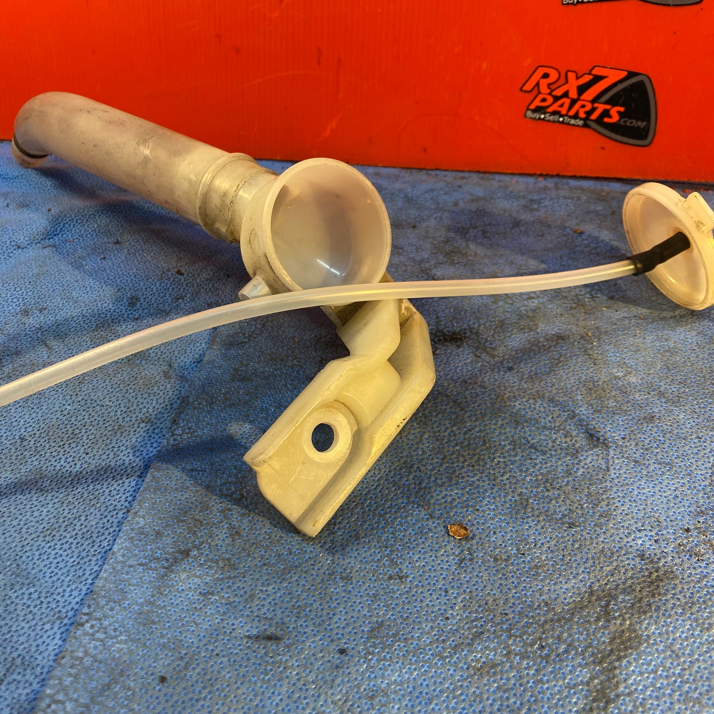 LHD, RHD Washer Fluid Reservoir Dipstick Cap Filler Neck  Mazda Rx7 FD3S FD S7B2/3