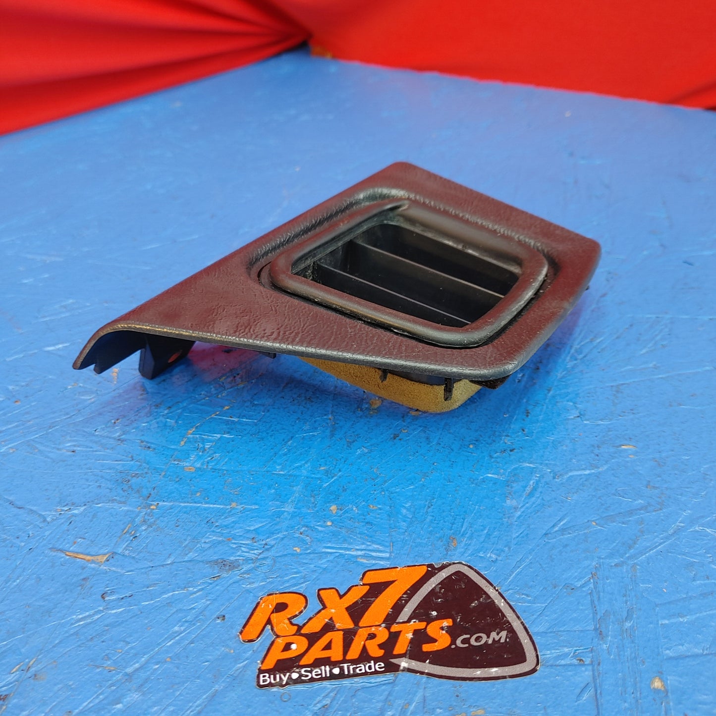 LHD RX7 FC RIGHT Dash Side Vent with Rubber Molding FB01-64-911 RX7 FC FC3S 79 - 85 Mazda S6B29/5