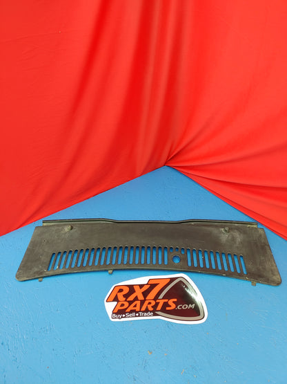 FB Cowl Vent  FB Mazda Rx7 FB3S FB S4B0LB/9