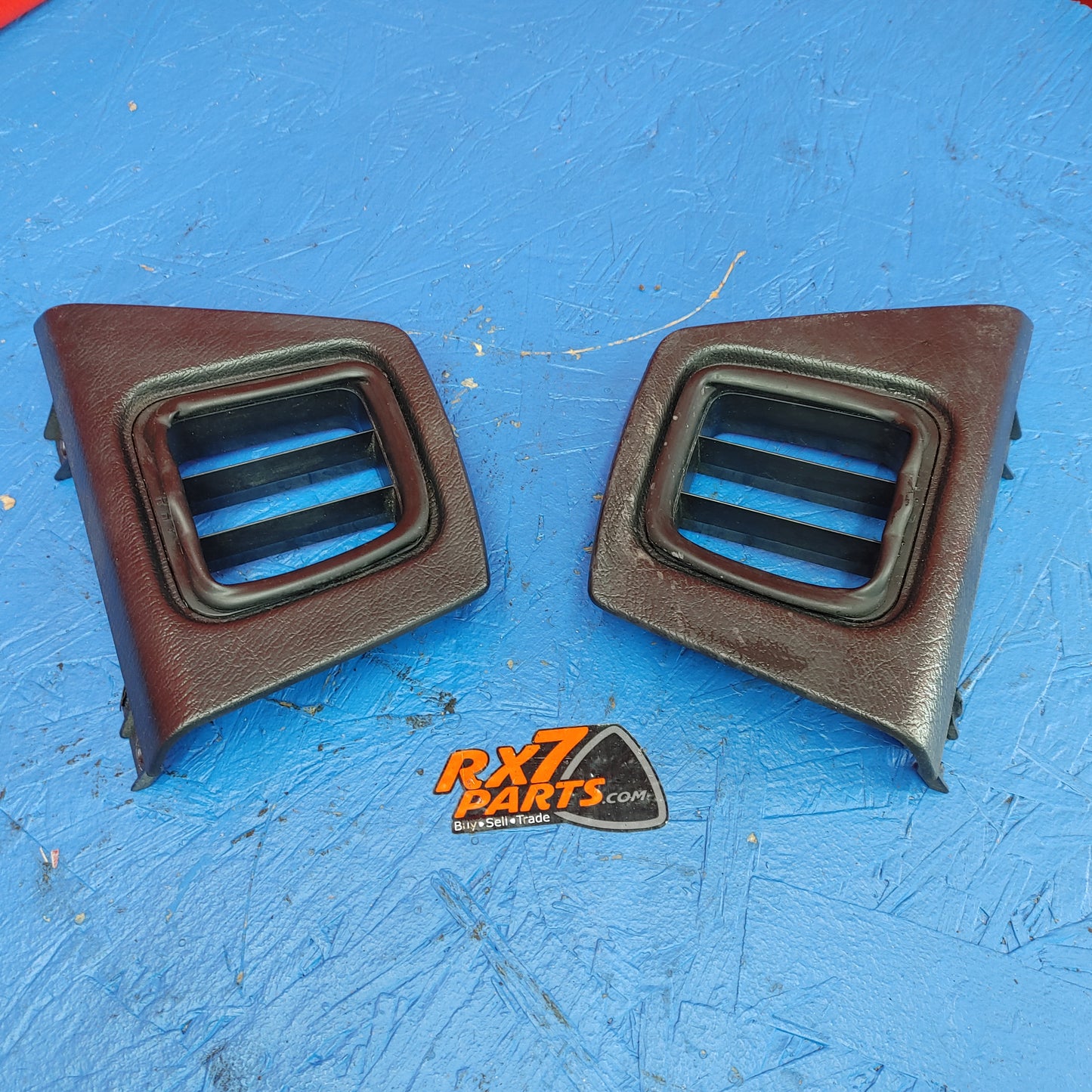 LHD, RHD Dash Side Vent Pair with Rubber Molding FB01:64:911 FB01:64:921 Mazda Rx7 FC3S FC S8B3/2