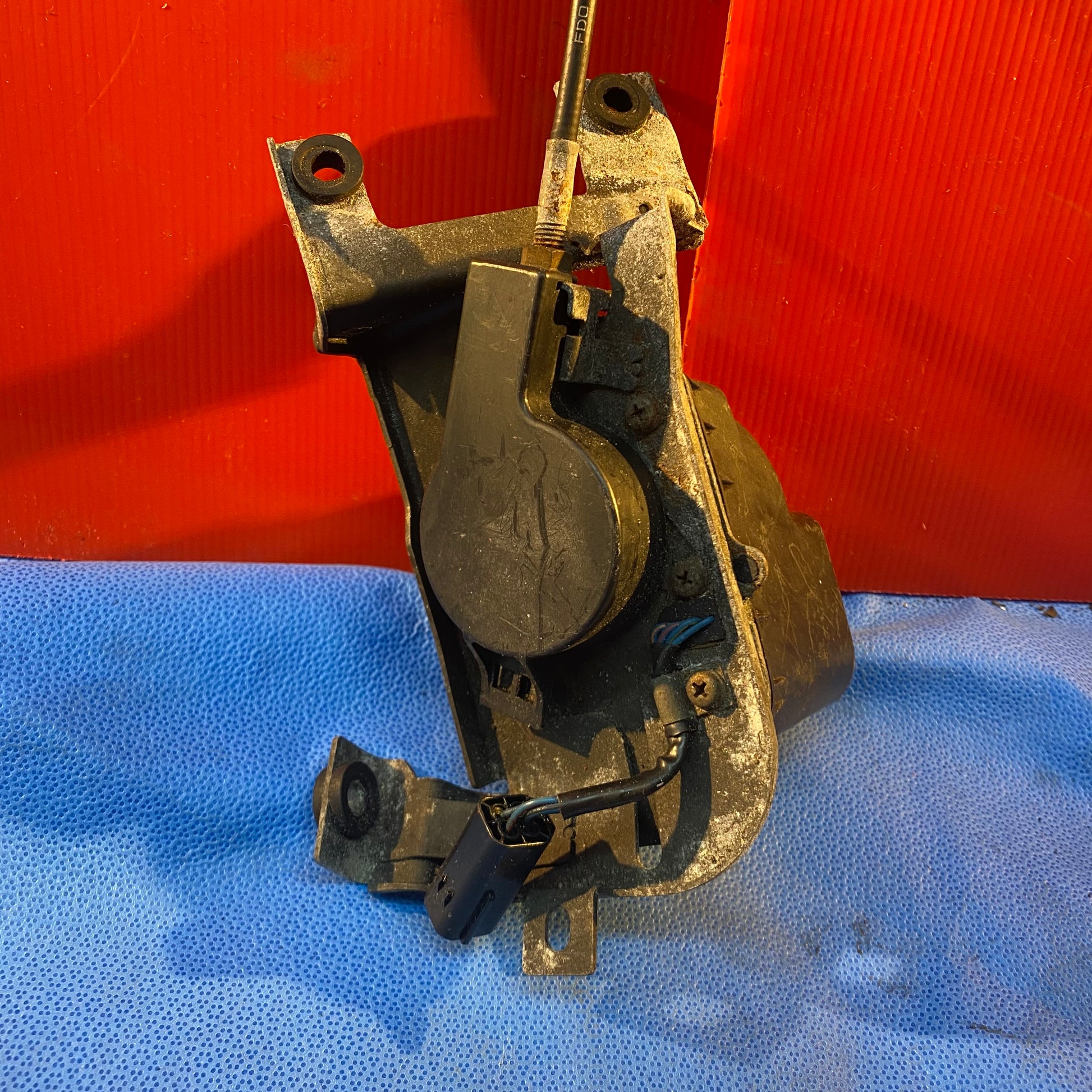 LHD Mitsubishi Cruise Control Actuator with Cable FD3S  Mazda Rx7 FD3S FD S4B6CCA - RX7Parts