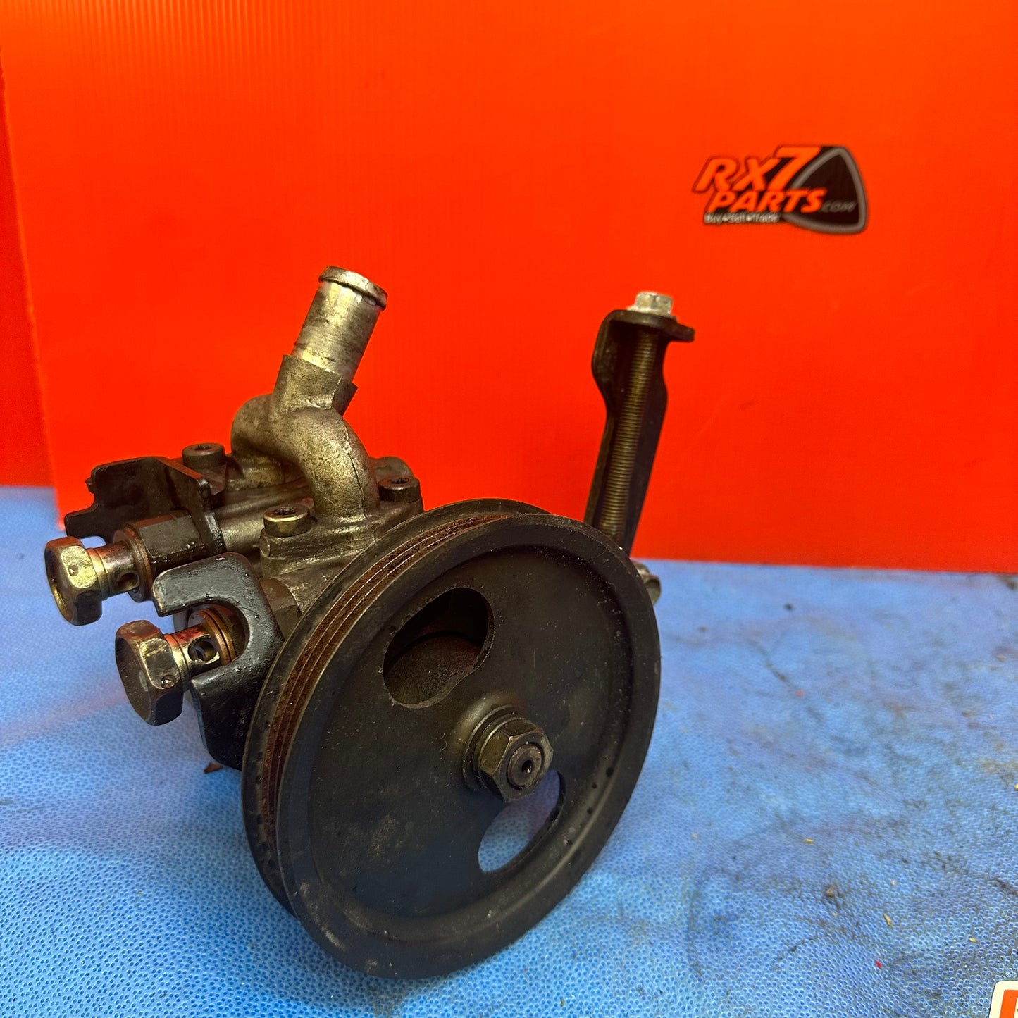 Nissan SR20 180sx silvia 240sx power steering  pump with bracket   S7B5NPS