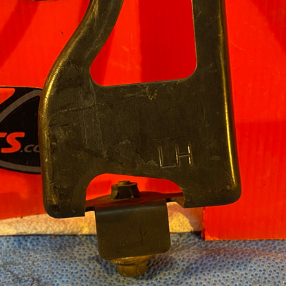 LHD, RHD Left Oil Cooler Bracket  Mazda Rx7 FD3S FD S5B11/39