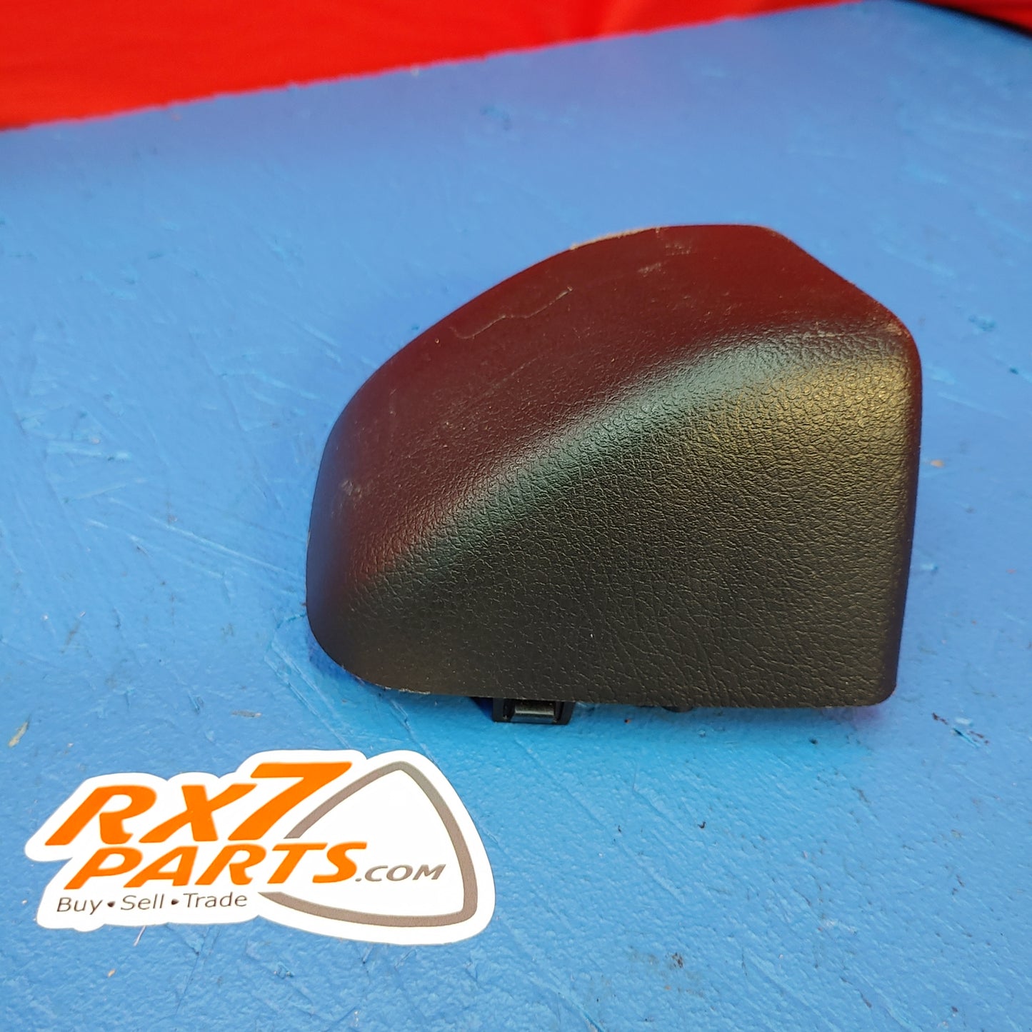 LHD, RHD Left Hand Rear Plastics Rear Seatbelt Cover F10068877LH RX7 FD FD3S 93 - 02 Mazda S4b19/21