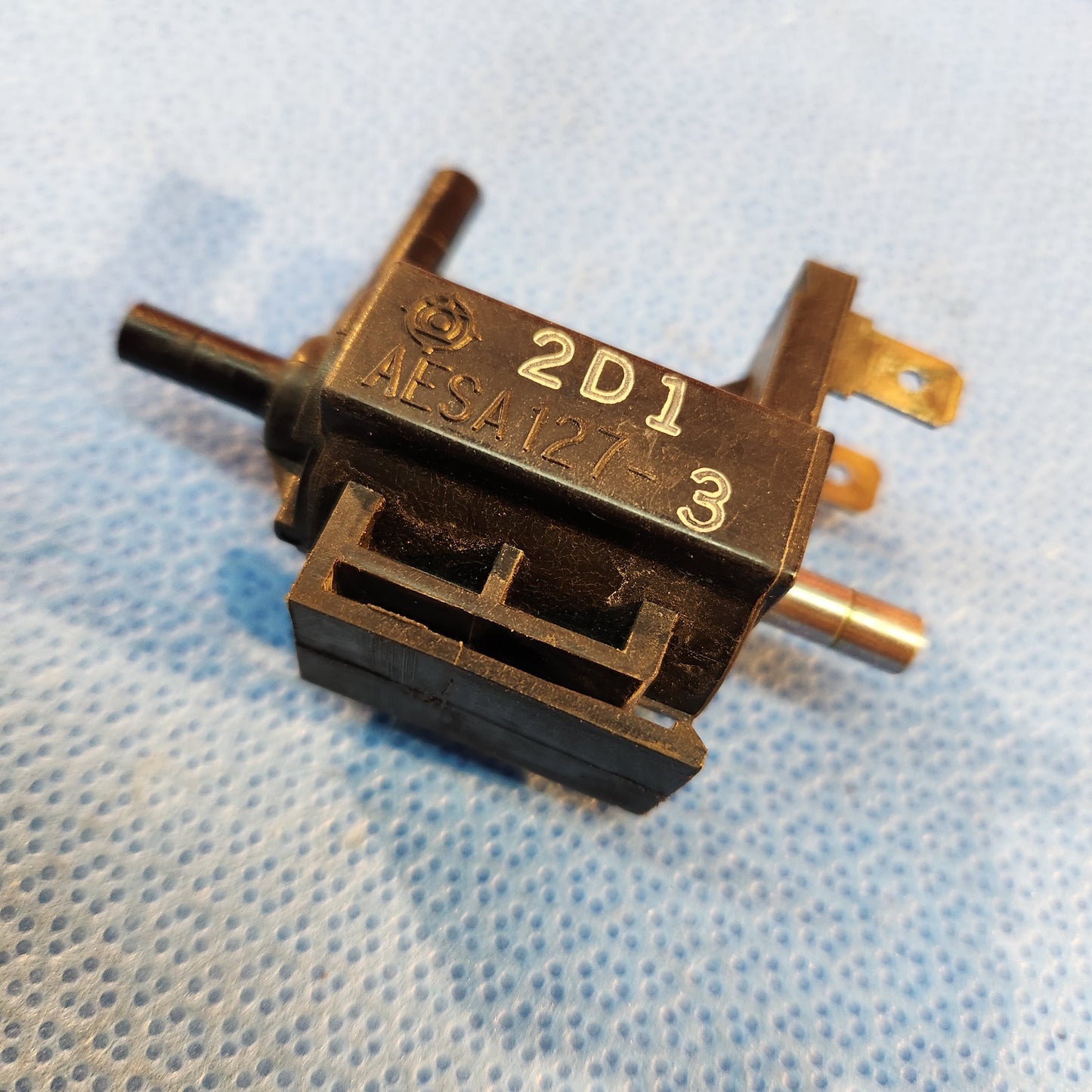 LHD, RHD OEM Hitachi Aesa127:10 Vacuum Solenoid Valve 1480:13:240A Mazda Rx7 FD3S FD S4b12VS