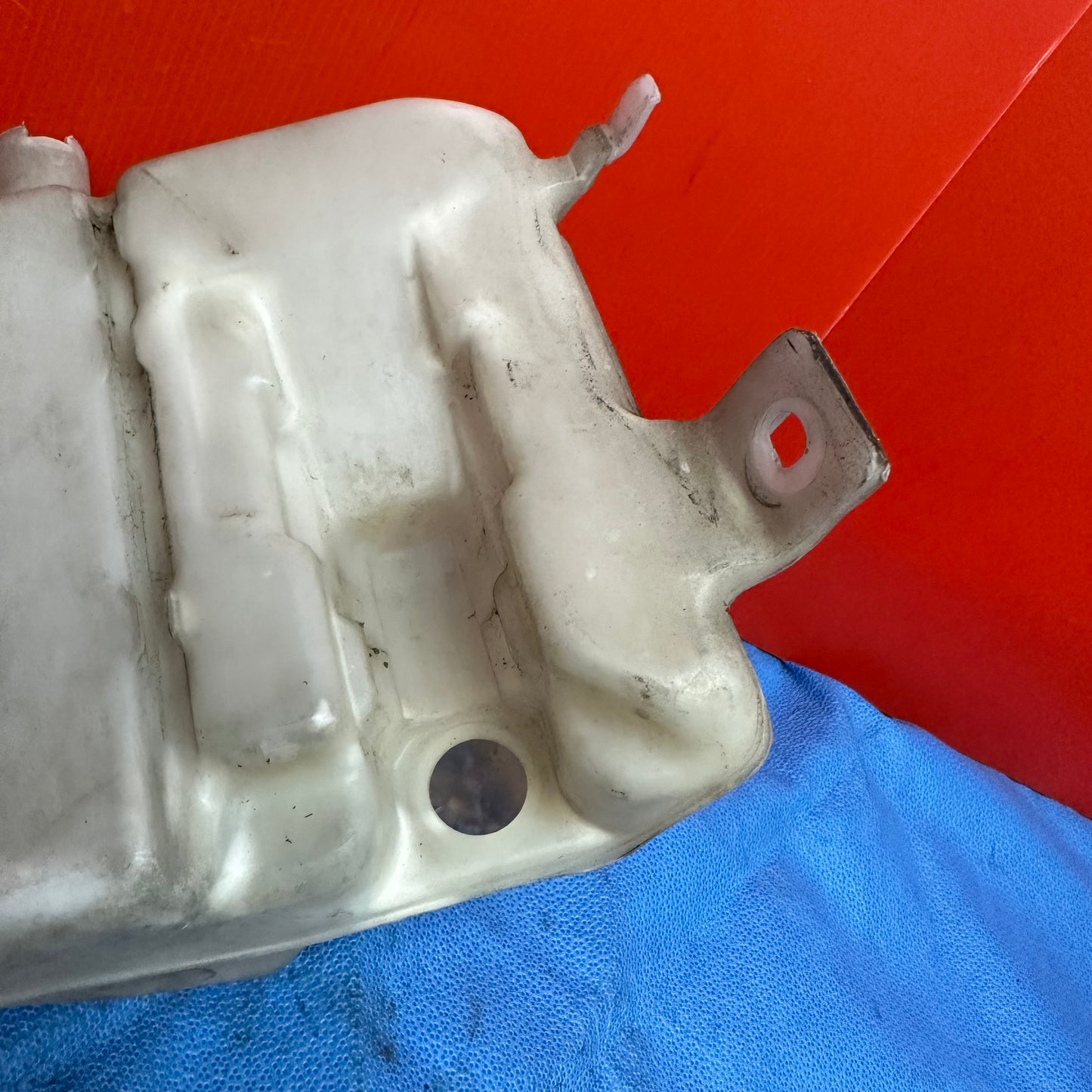 LHD, RHD OEM Windshield washer fluid reservoir   Mazda Rx7 FD3S FD S7B3WASH