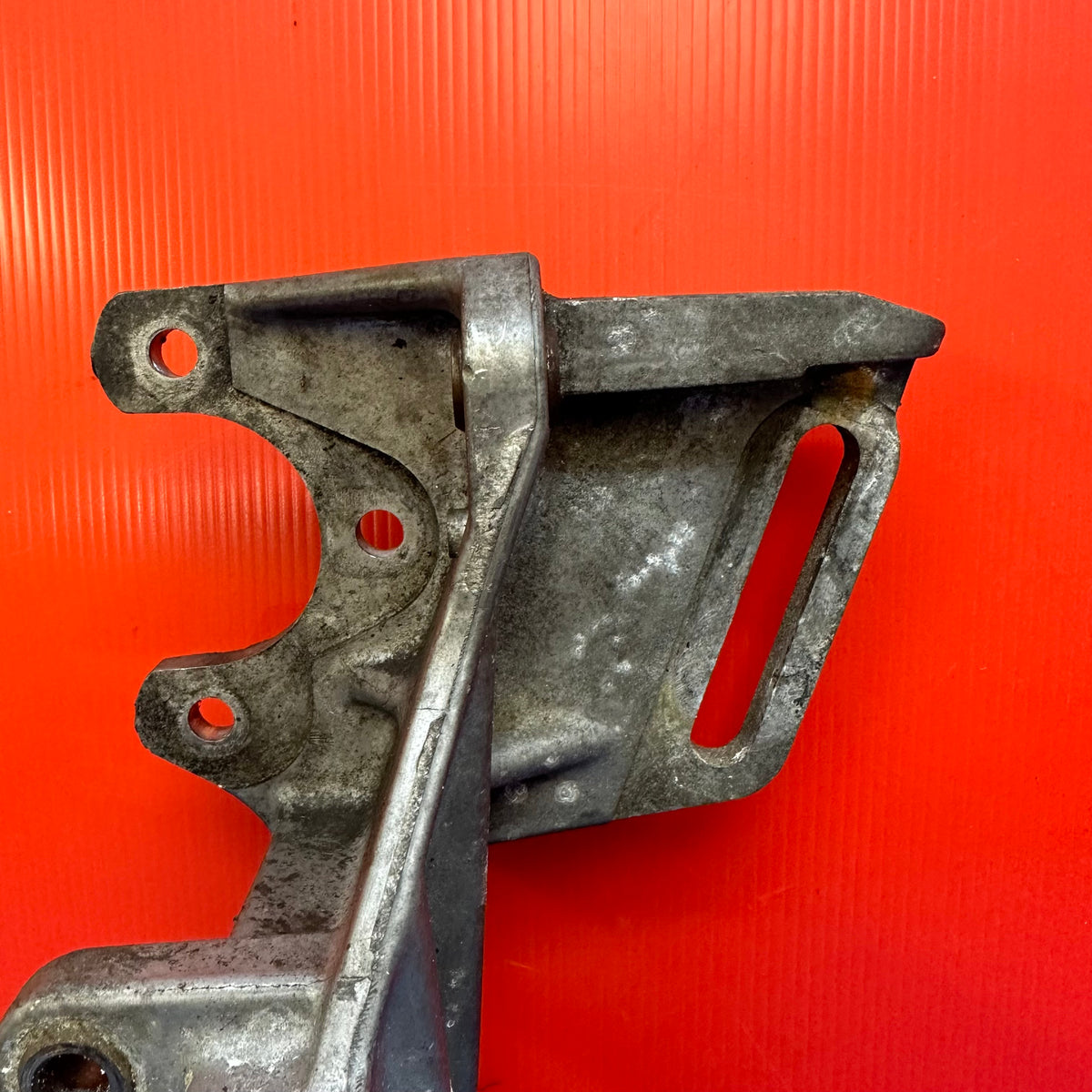 Rew Power Machine LHD, RHD OEM 13B REW Air Conditioning and Power Steering Pump Bracket ...