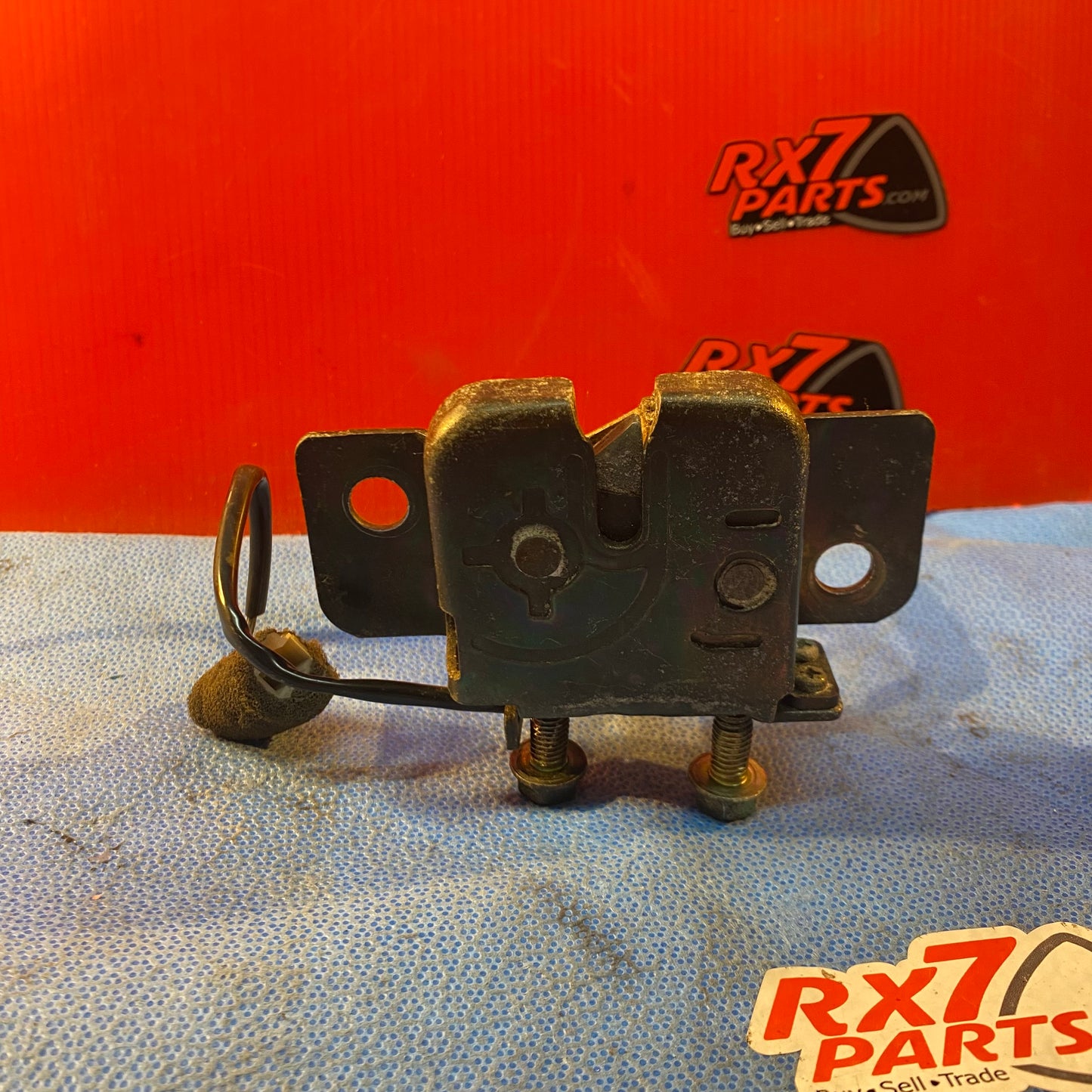 LHD, RHD Rear Hatch Trunk Latch with Harness and Hardware  Mazda Rx7 FD3S FD S5B11/5