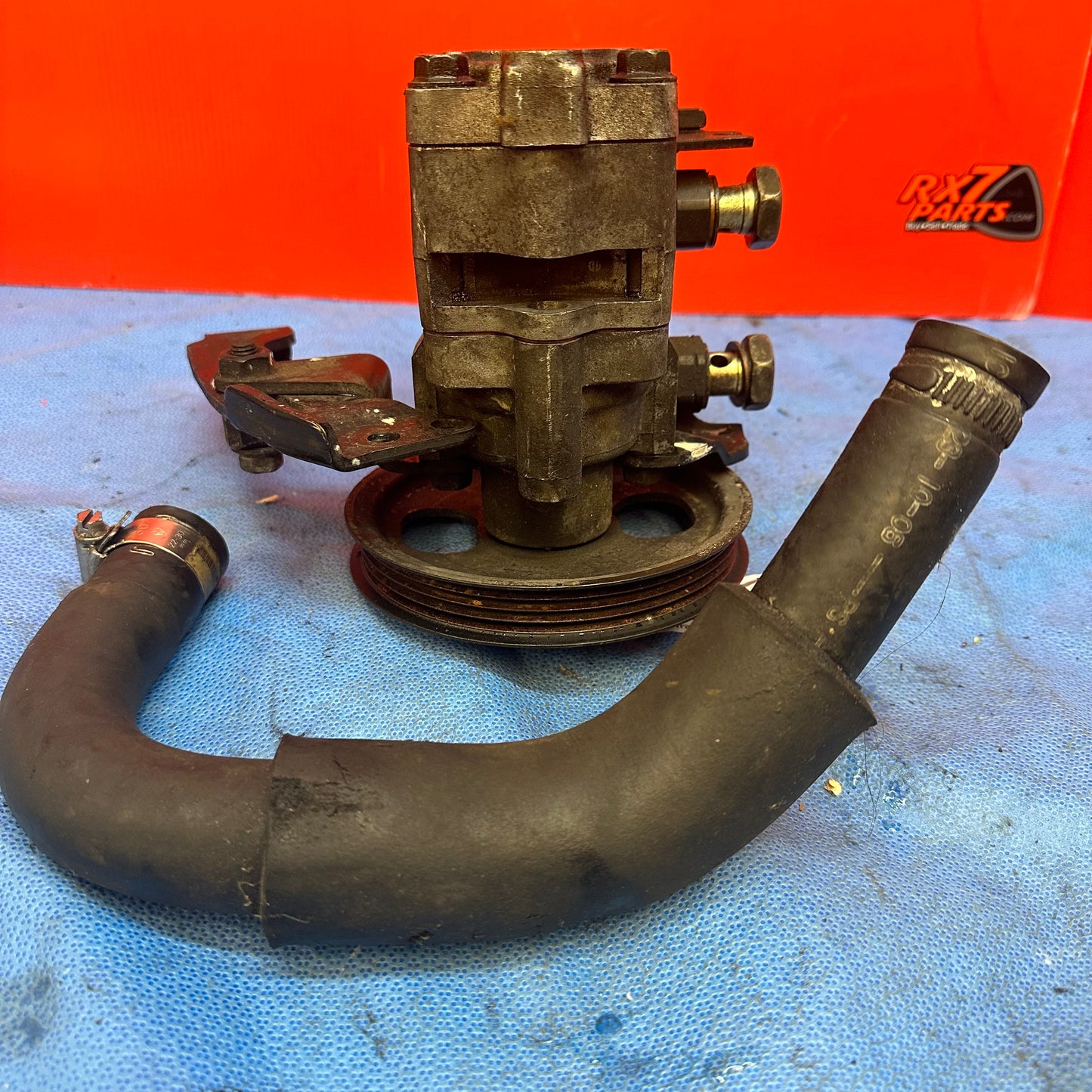 Nissan SR20 180sx silvia 240sx power steering  pump with bracket   S7B5NPS