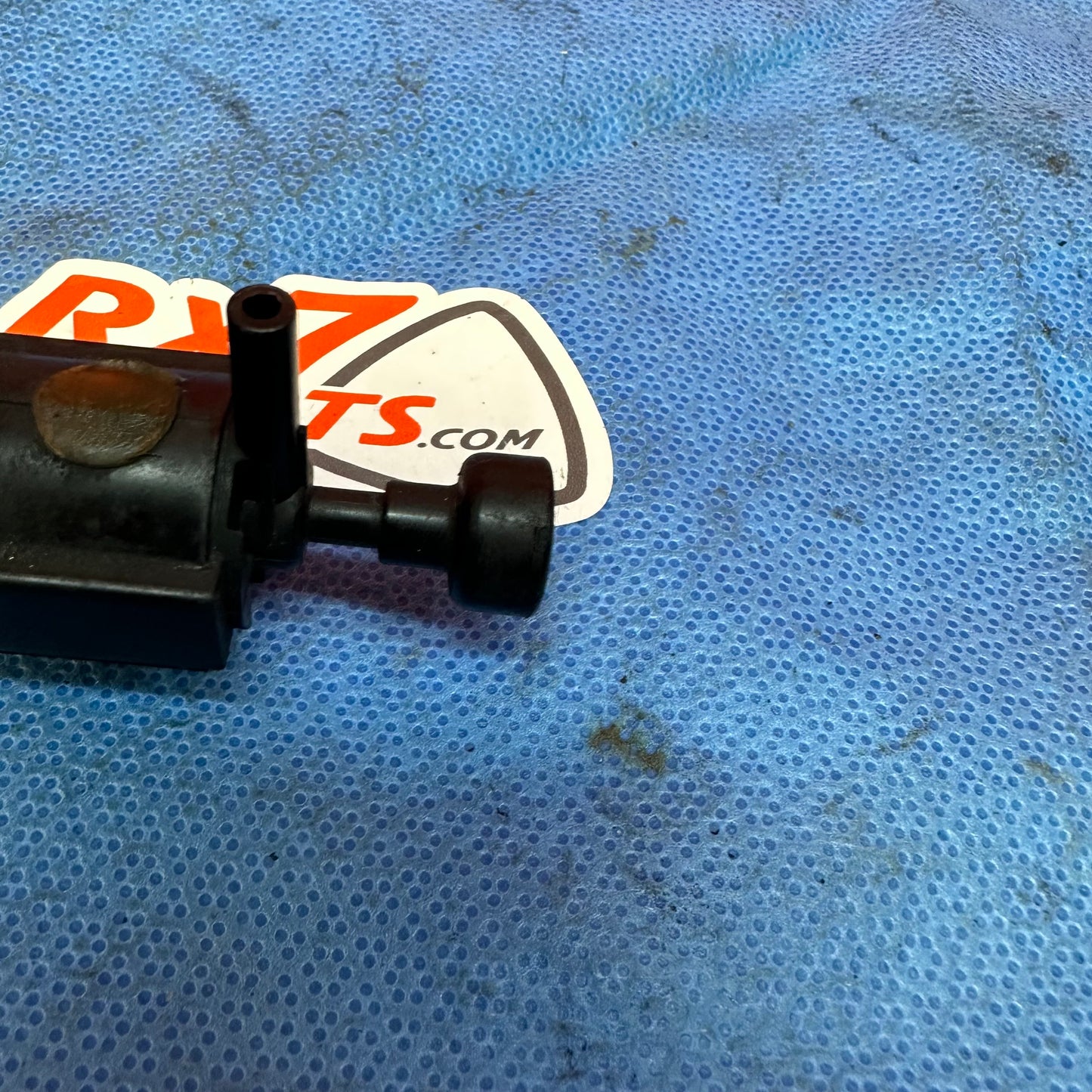 LHD, RHD OEM Turbo Vacuum Solenoid Valve AESA127 2 Mazda Rx7 FD3S FD S5B1739