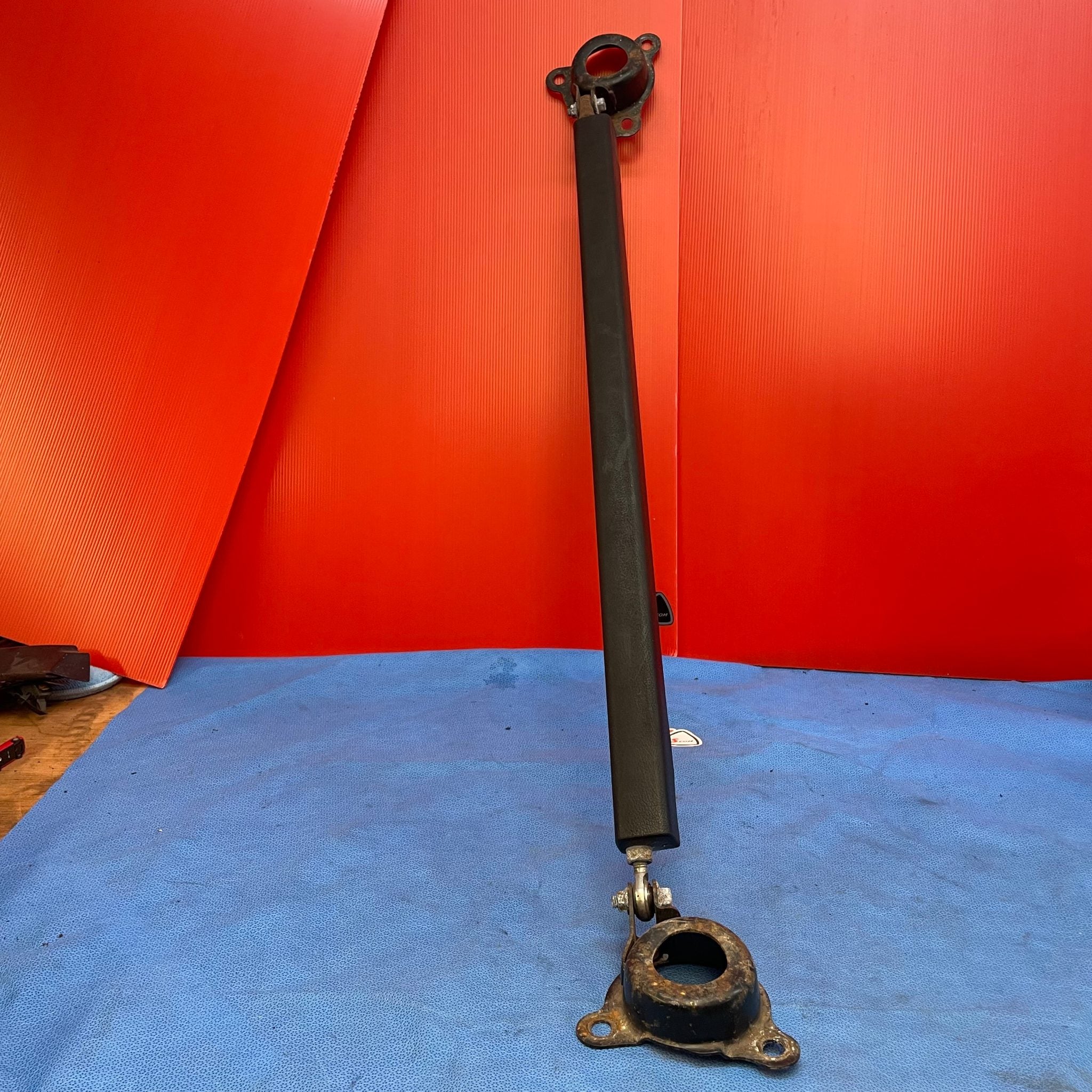 Next Rx7 Fd Rear Strut LHD, RHD OEM Rear Strut Tower Bar Mazda Rx7 FD3S FD S4B0RSTB2 – RX7Parts