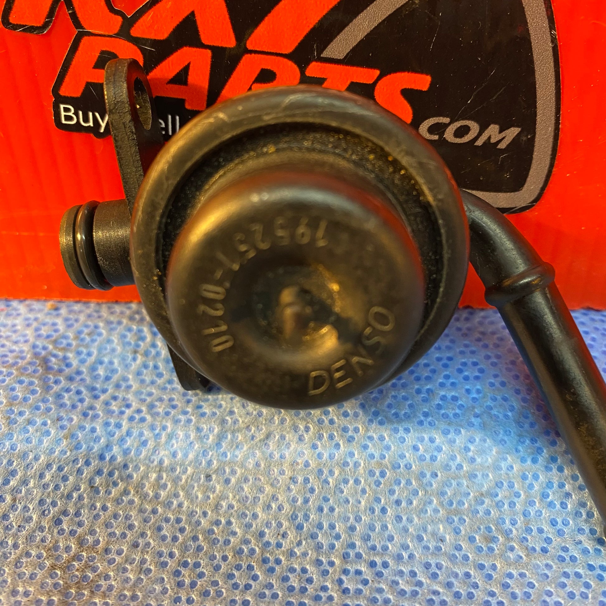 LHD, RHD Denso Fuel Pressure Regulator 7952510210 Mazda Rx7 FD3S FD S